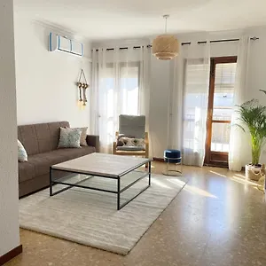 Selva La Bella. En El Corazon De Triana Apartment