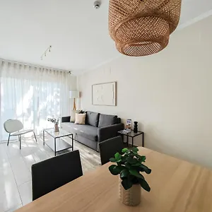 Apartament Azz Torre De La Plata, Sewilla