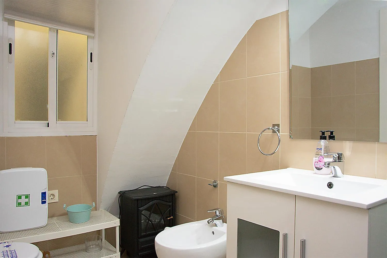 Apartment Apartamento En Calle Regla Sanz Seville