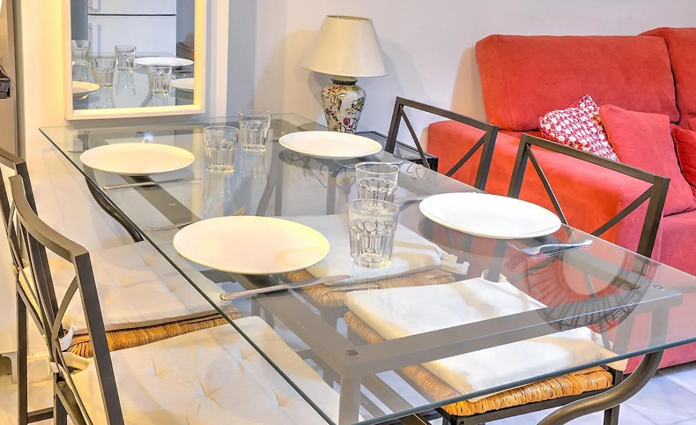 Apartment Apartamento En Calle Regla Sanz Seville