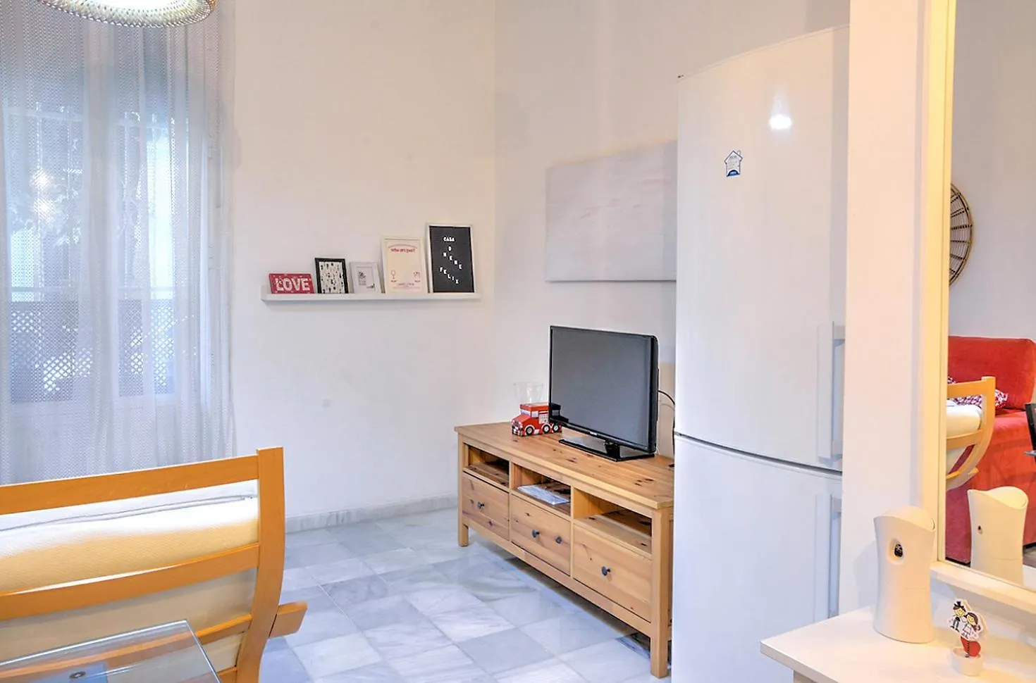 Apartment Apartamento En Calle Regla Sanz Seville Spain